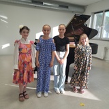 Kulturskolens klaverelever spiller sommerkoncert Kulturskolens klaverelever spiller sommerkoncert